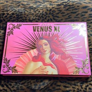 Lime Crime Venus XL